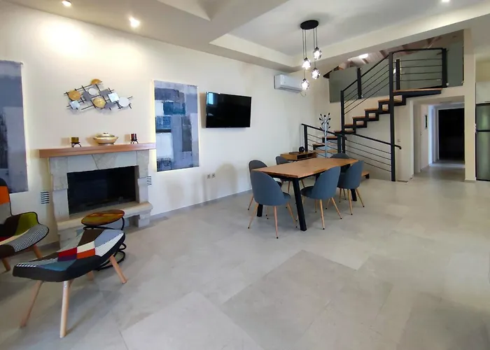 Olive Stonehouses - Alkistis