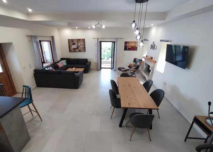 Olive Stonehouses - Alkistis